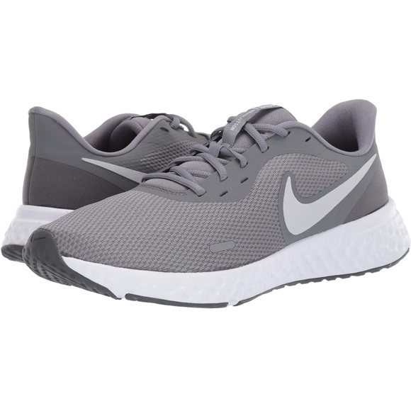 Nike Women's Stroke Running Shoe - Picture 1 of 4